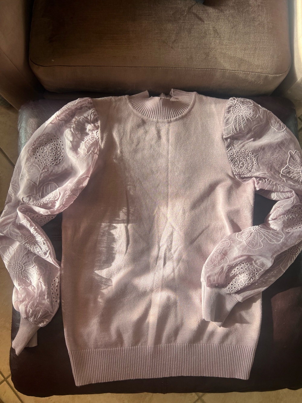 Absolutely Famous Light Pink Knit Top with Embroidered Puff Sleeves